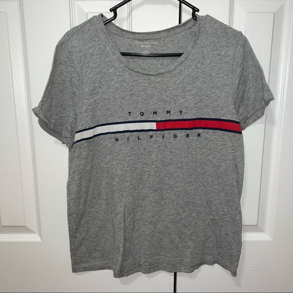 Tommy Hilfiger Tops - Tommy Hilfiger T Shirt